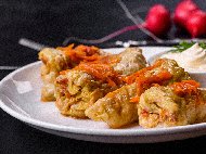 Азиатски сарми с китайско зеле, свинско месо (кайма) и кяфав ориз